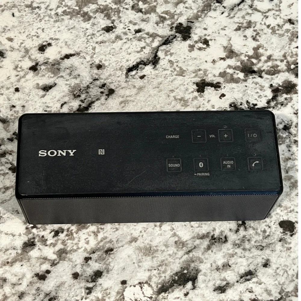 Sony SRS-X3‎ Portable Bluetooth Speaker Wireless Personal Audio System Black